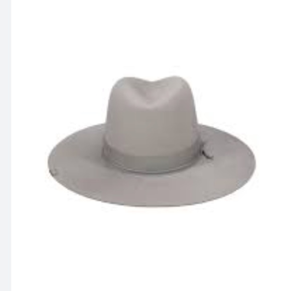 KIN The Label Wool Packable Essential Hat in Cloud main image 4